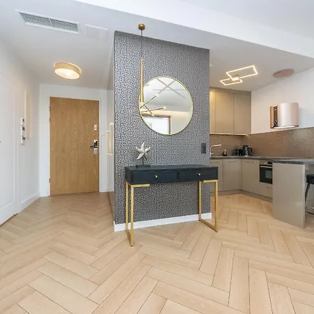 公寓 Pomorskie Bernadowska Gold 格丁尼亚